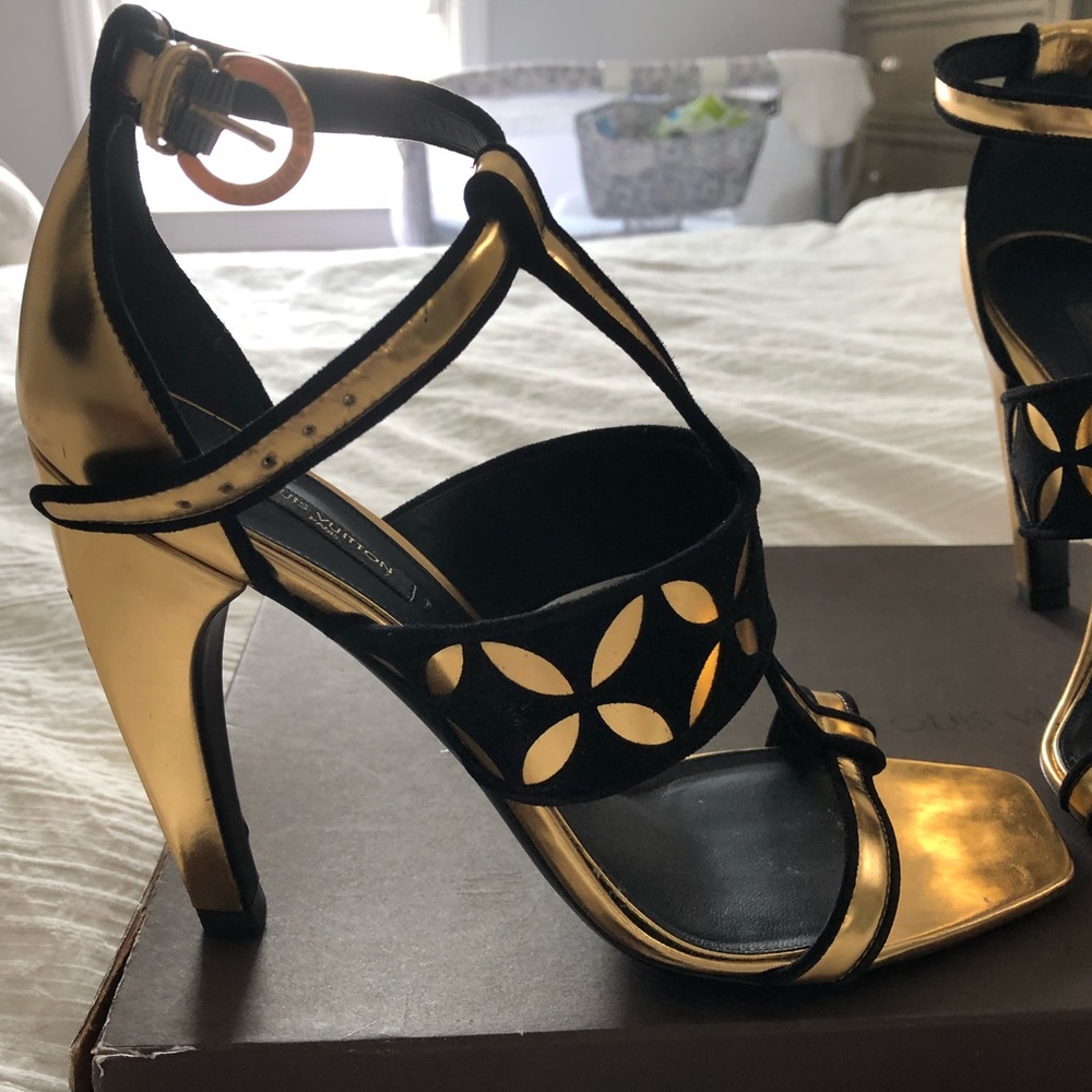Louis Vuitton Sandals